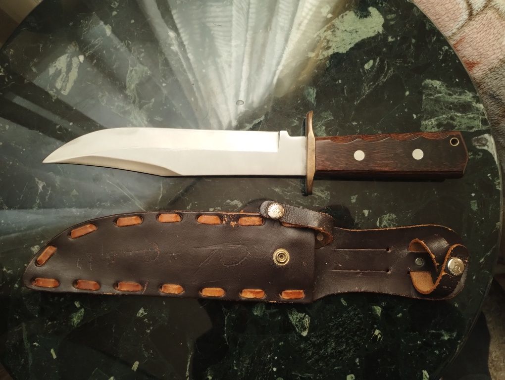 Продам Ніж Bowie Knife