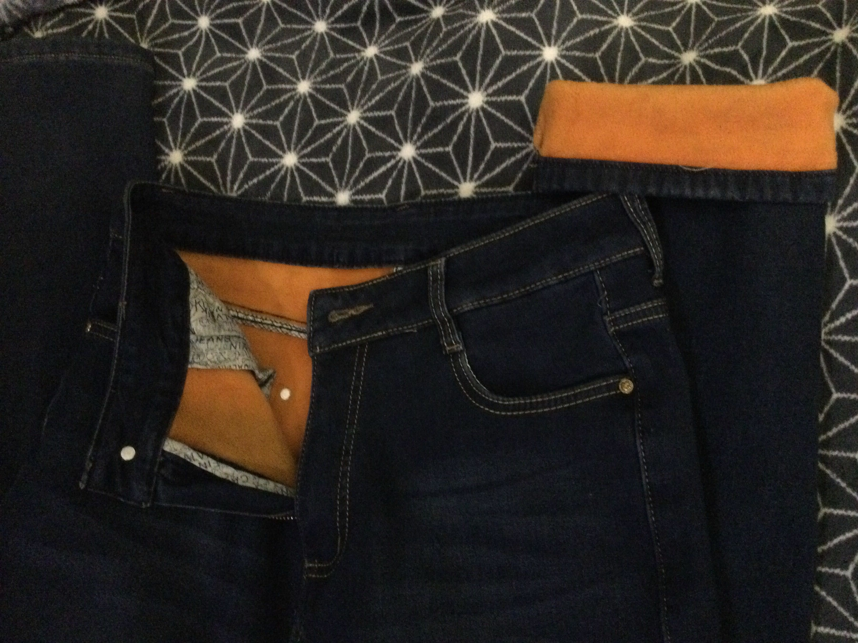 Женские джинсы 29 на плюшевой подкладке
