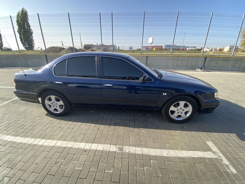 Nissan Maxima QX v6 3.0 газ/бенз