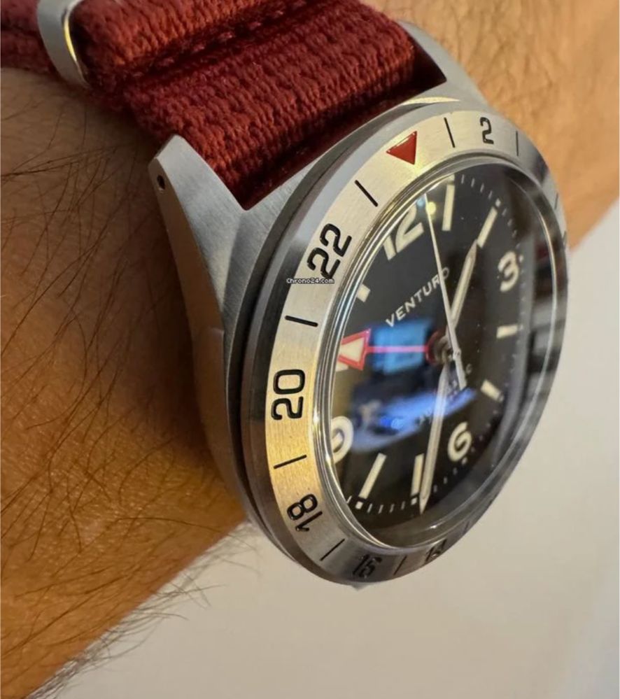 Zegarek Gruppo Gamma Venturo Field III GMT microbrand Singapur
