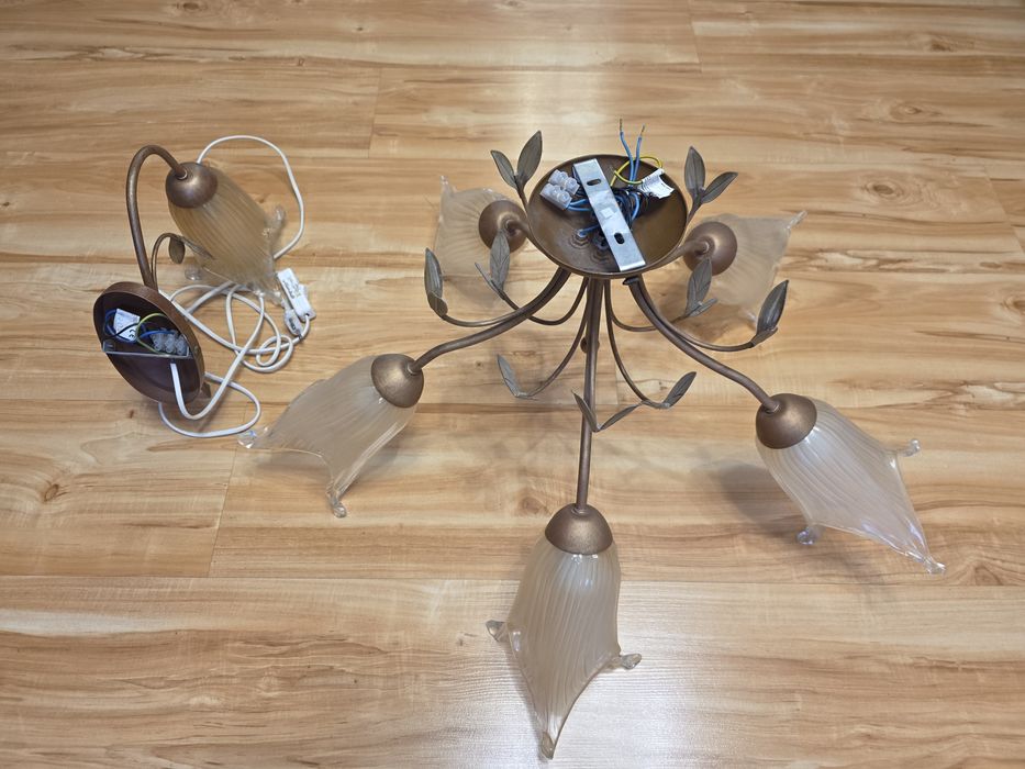 Żyrandol oświetlenie