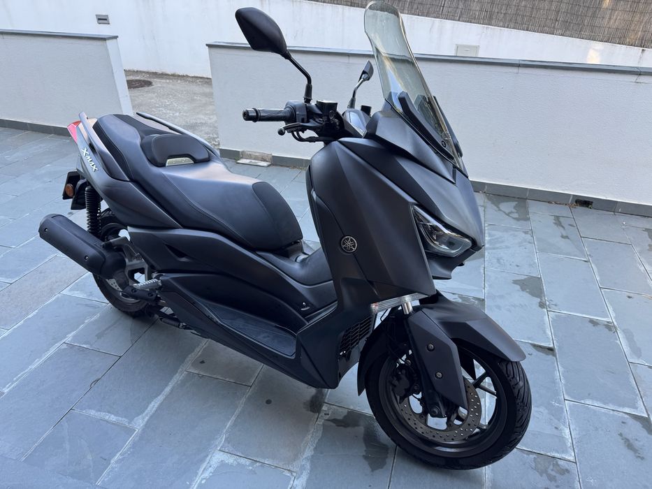 Scooter X Max 125 em perfeito estado