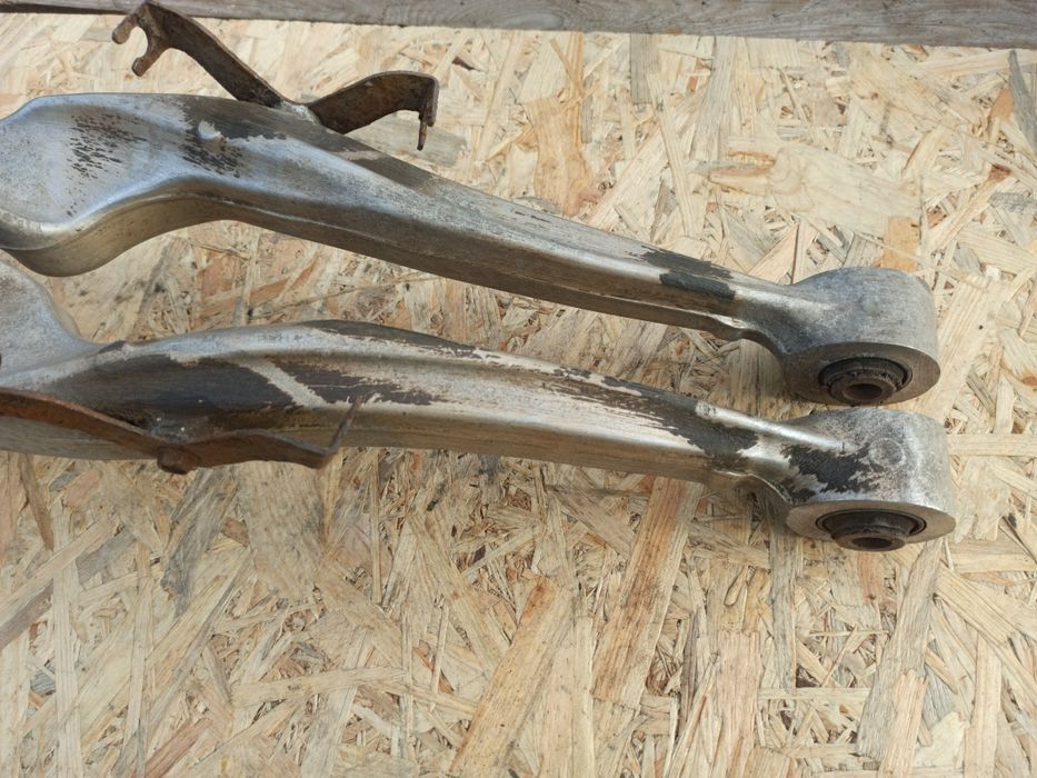 Важелі важіль ричаги задні алюмінієві Nissan Qashqai j10