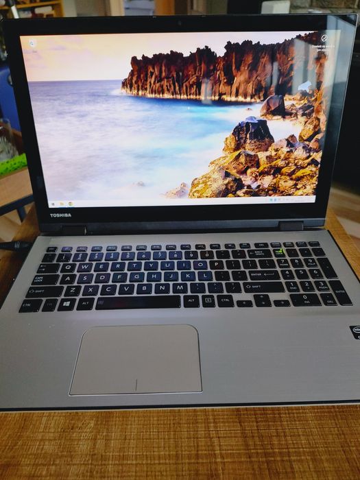 Laptop Toshiba Satelite P55W
