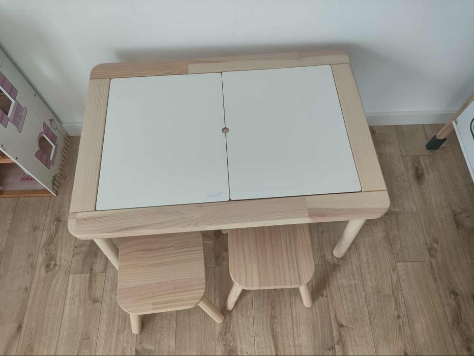 Stolik dziecięcy IKEA FLISAT komplet z krzesełkami i pojemnikami
