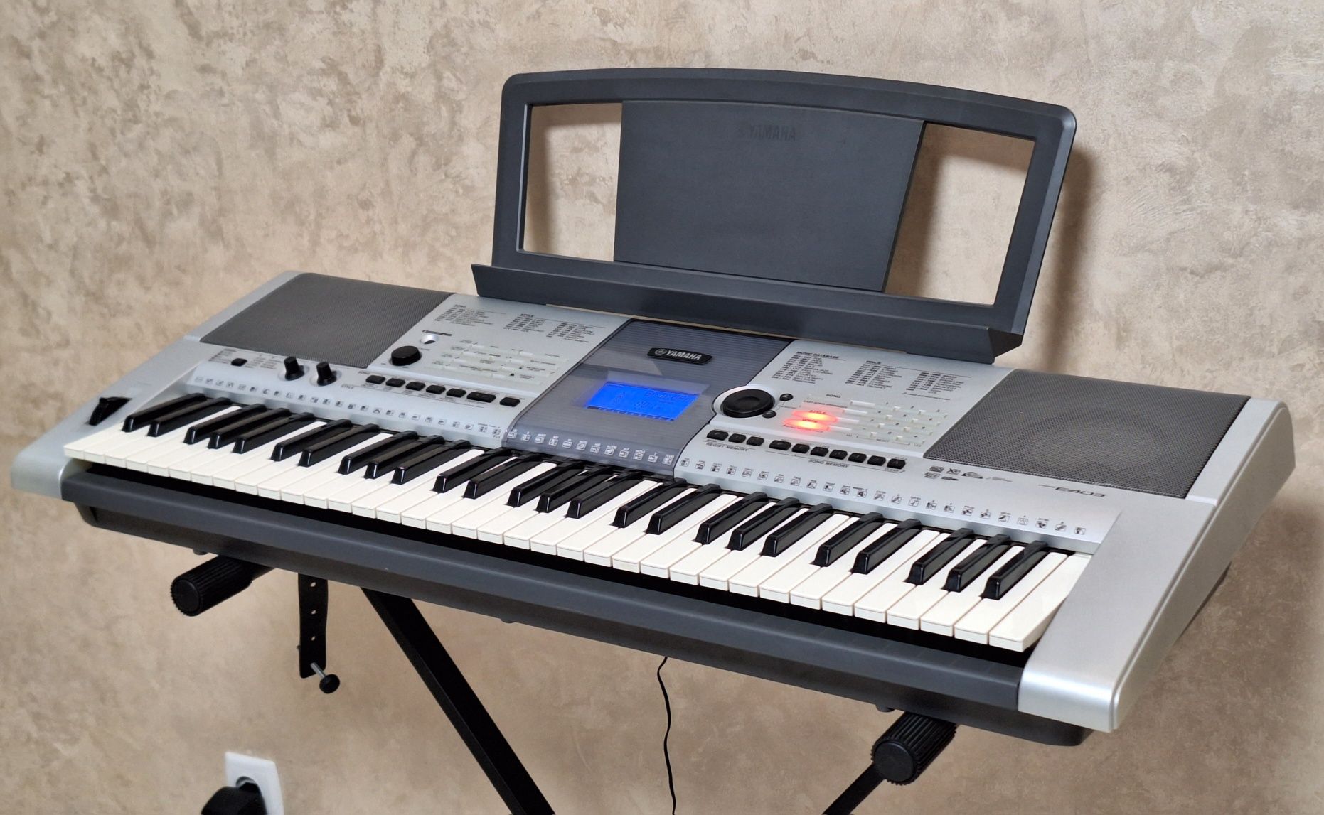 Синтезатор Yamaha PSR-E403!!! Динамічна модель + Подарунки.