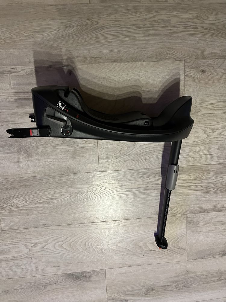 Fotelik Cybex AtonB2 z bazą ISOFIX
