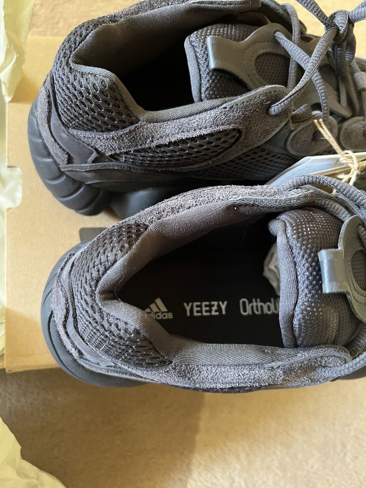 Yeezy 500 utility black 45 1/3 DS