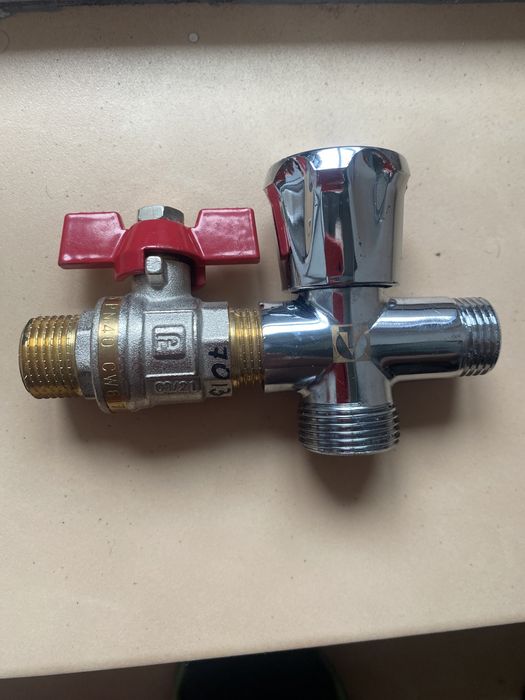 Кран ,Тройник бытовой  Valtec 1/2” x3/4” x1/2 для стиральных машин