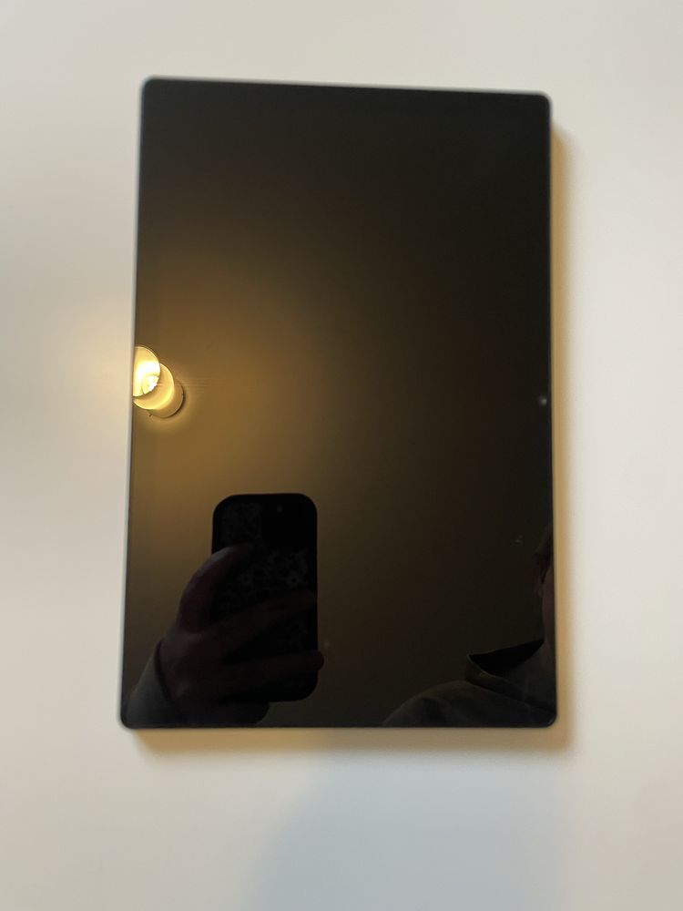 Tablet Samsung Galaxy A8 Tab +etui z klawiatura