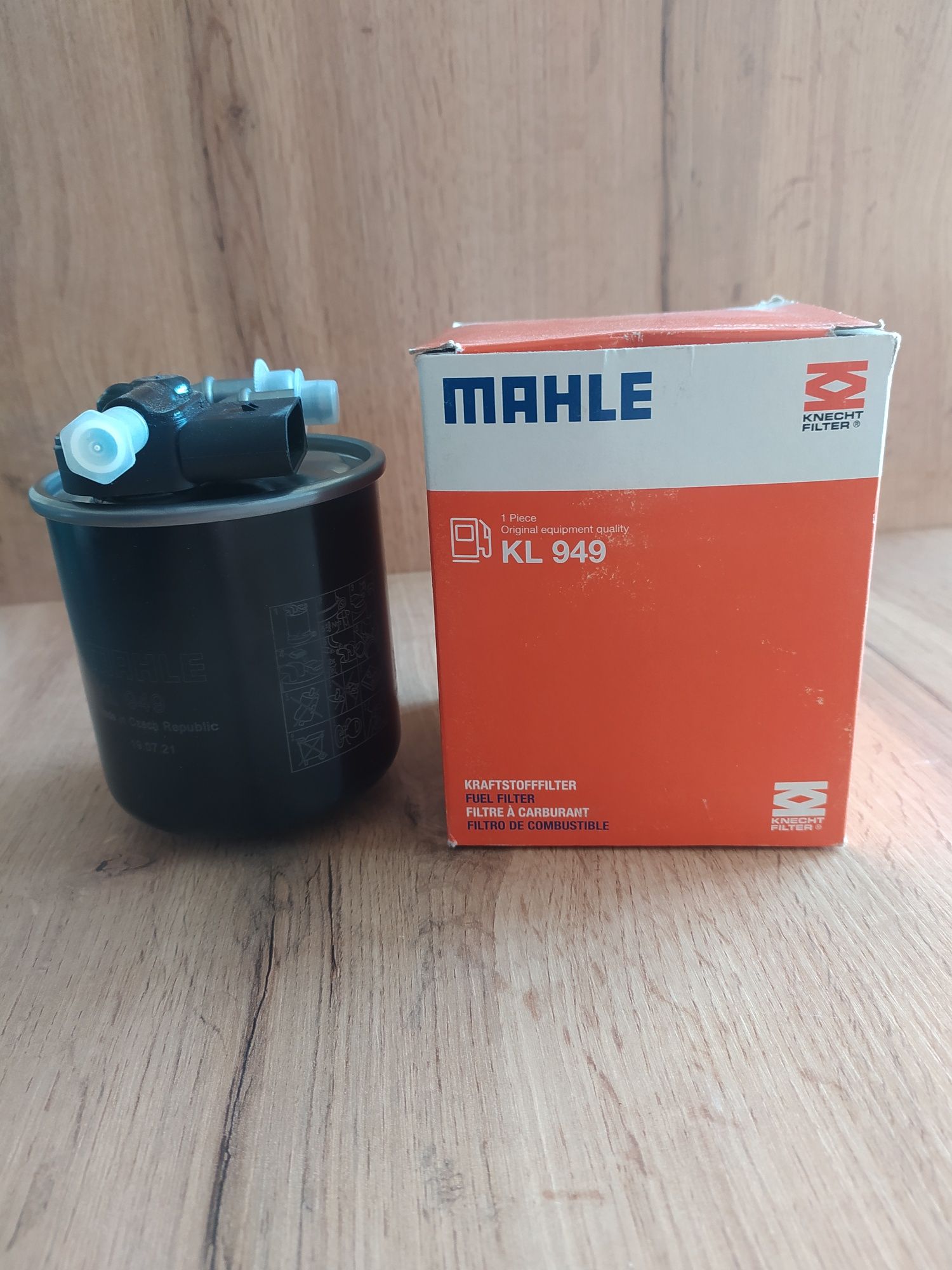 Фільтр паливний Mahle kl 949