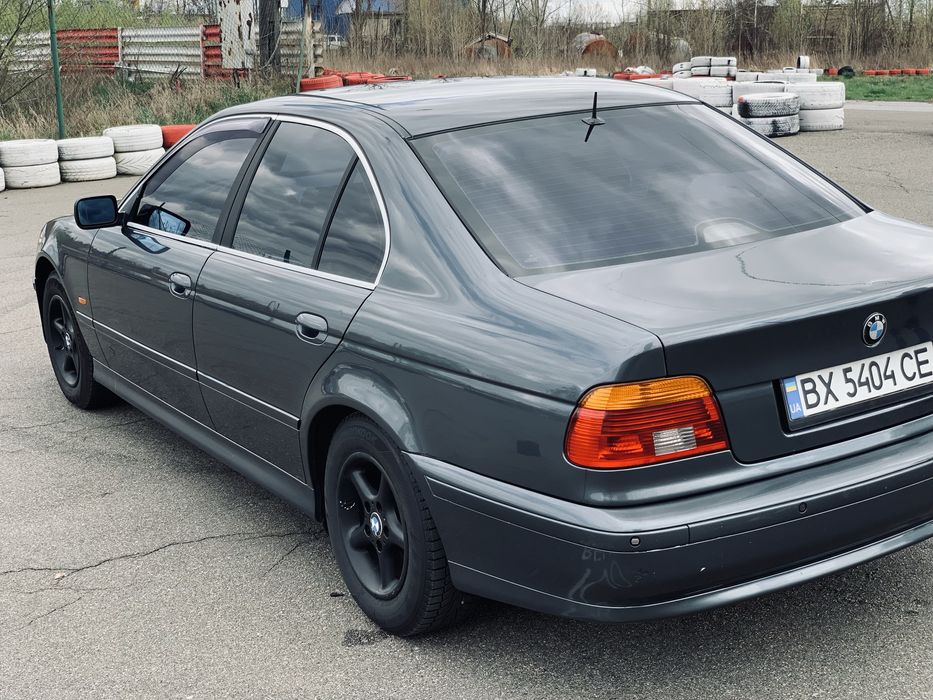 Продам BMW e39 2.2i M54