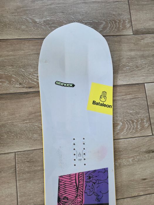Deska snowboardowa Bataleon Party Wave