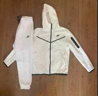 Nike Tech Fleece - White. Білий  Спортивний Костюм.