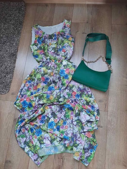 Довге плаття в квітковий принт