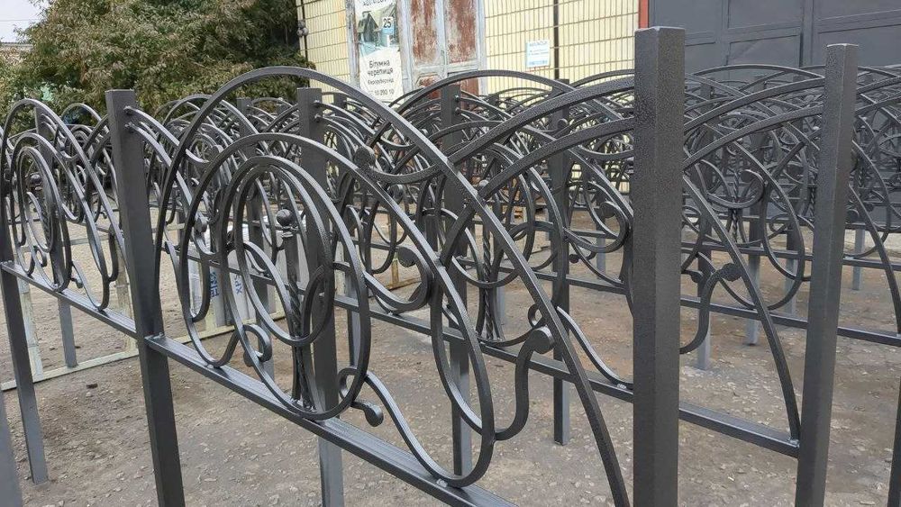 Пандуси з металу, залізні перила, поручні із нержавійки НА ЗАМОВЛЕННЯ