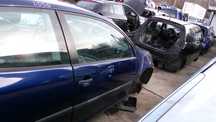 Lip55 Drzwi prawe pasażera volkswagen golf V 5 3D granatowy LD5Q