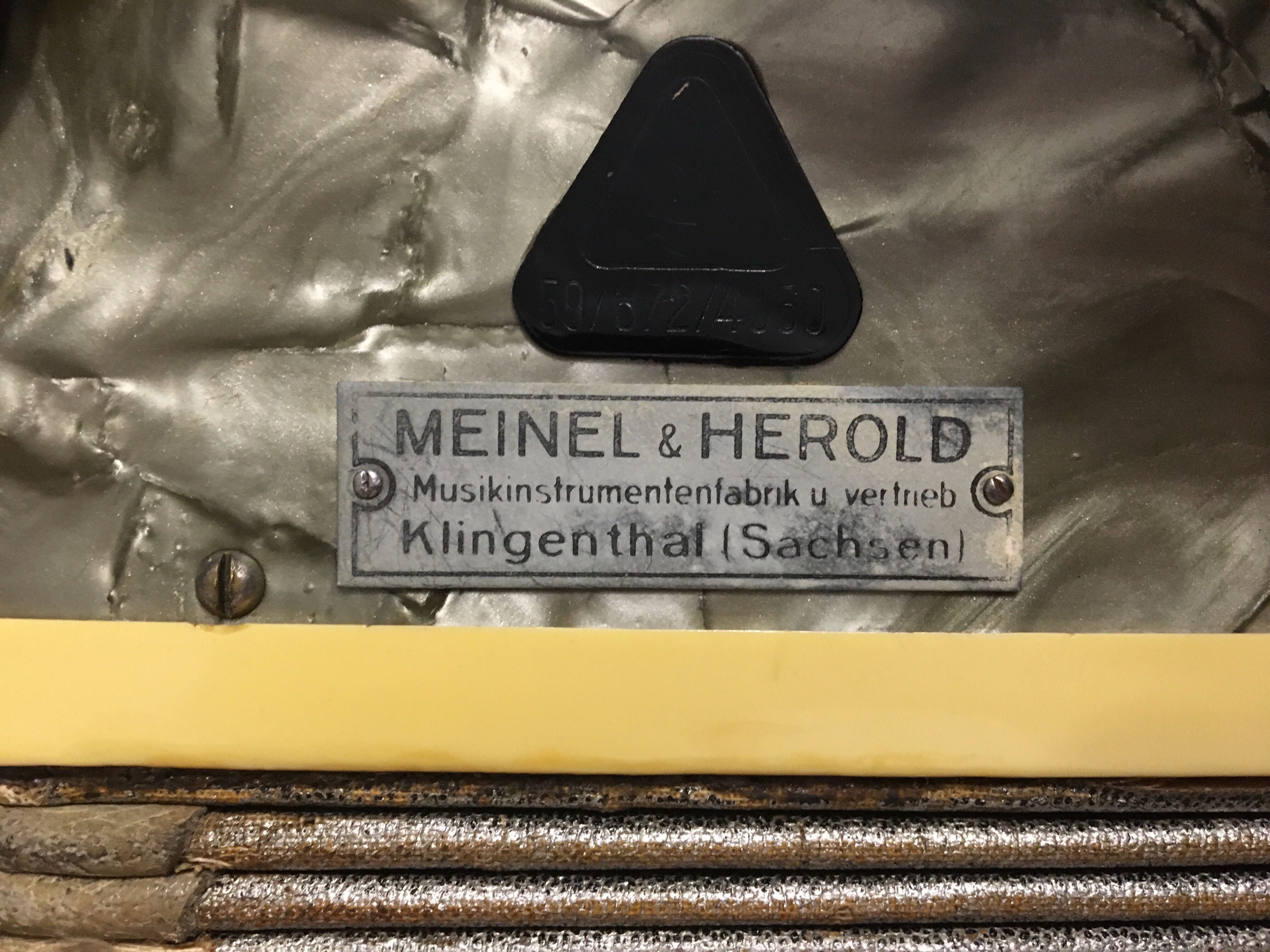 Аккордеон Meinel & Herold