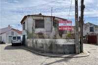 Moradia para Remodelar localizada no Concelho de Figueira de Castelo R