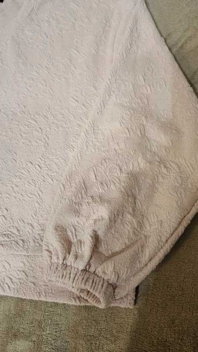 Bluza z bufiastymi rękawami