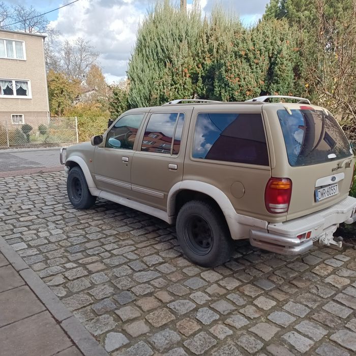 Ford Explorer 4.0 V6