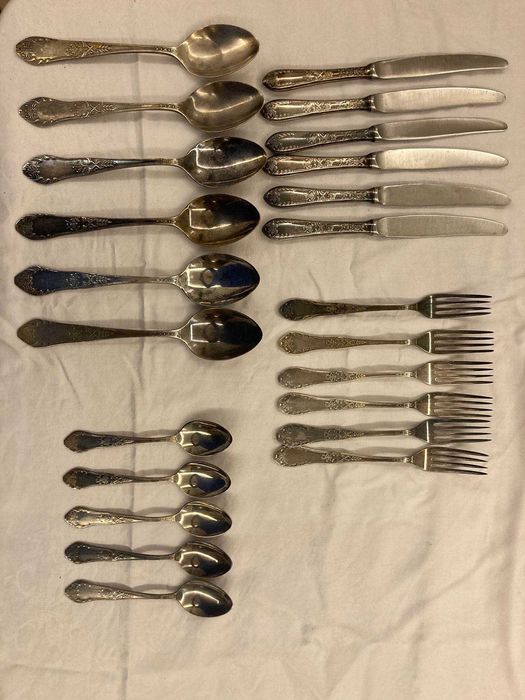 Komplet sztućców PRL