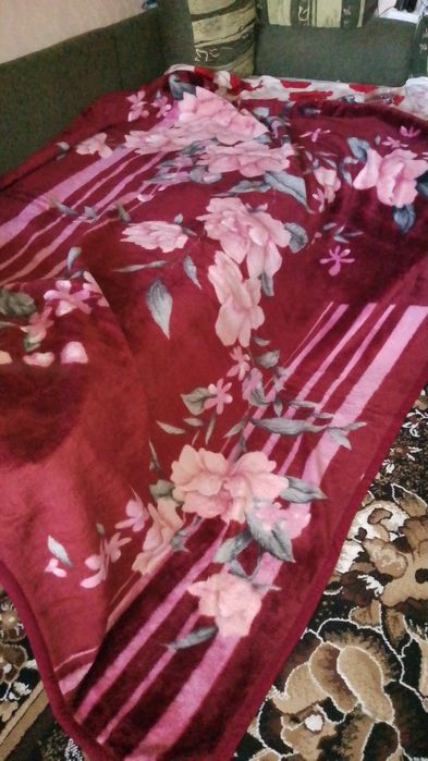 Продам плед , покрывало ,одеяло теплое