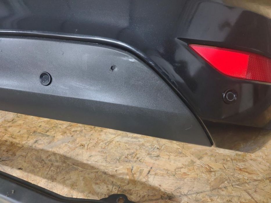 Para choques traseiro Ford Fiesta MK6 2016  reforço sensores