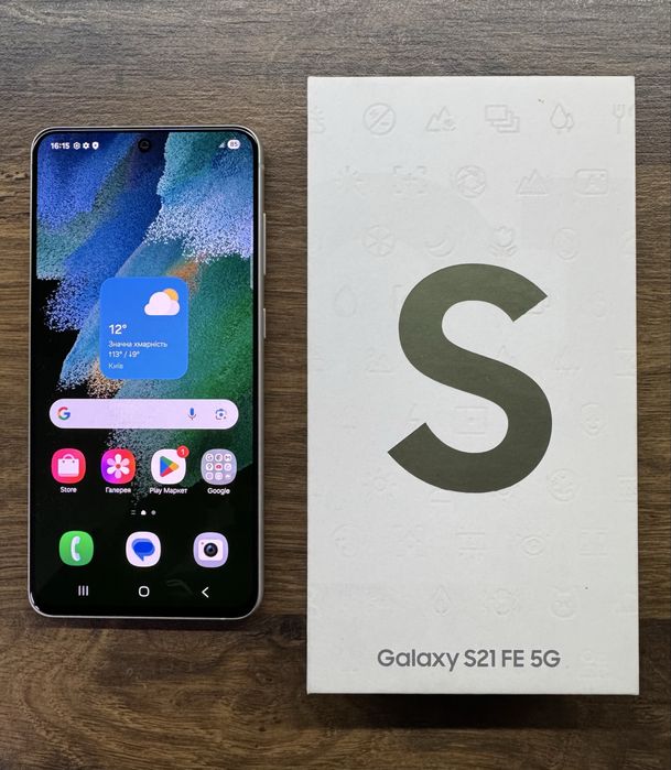 Samsung Galaxy S21 FE 5G 8/256gb смартфон супер состояние
