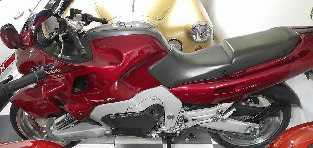 Yamaha GTS 1000 01/1995 em estado de concurso.