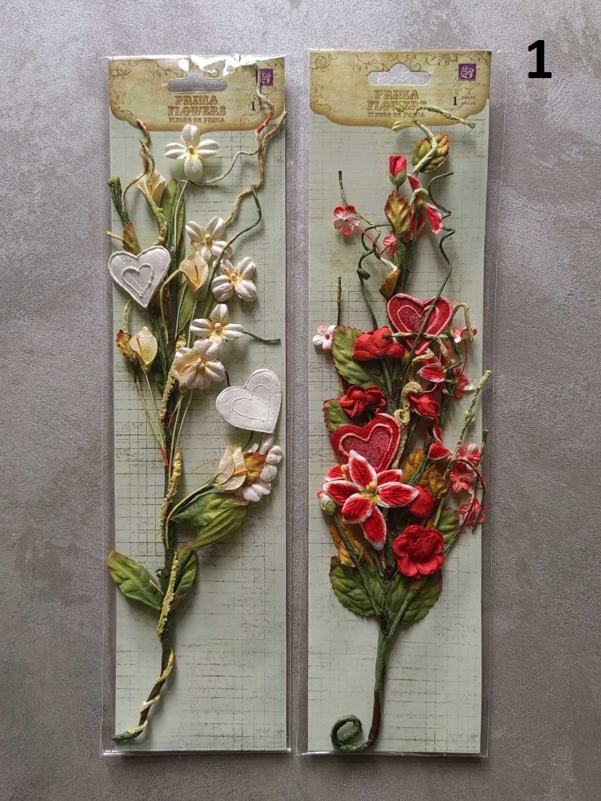 Декоративні квіти Prima Marketing, пелюстки, листя для скрапбукінгу.