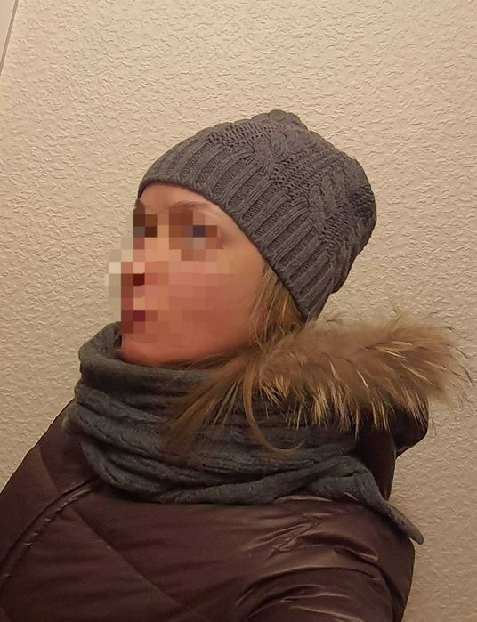 Шапка и шарф серые