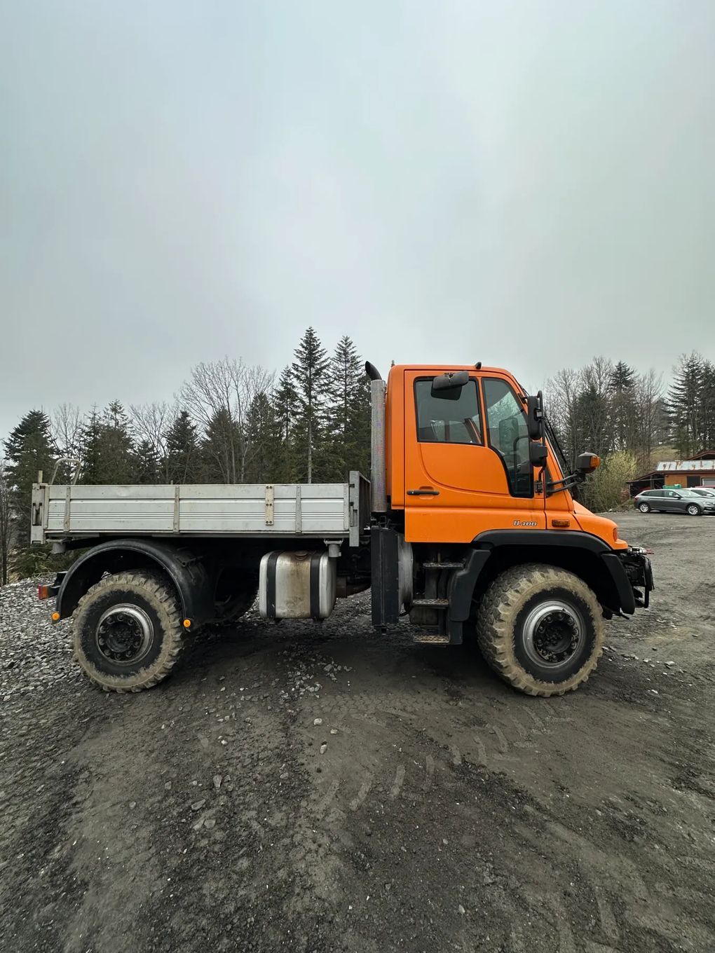 Mercedes-Benz Unimog U400