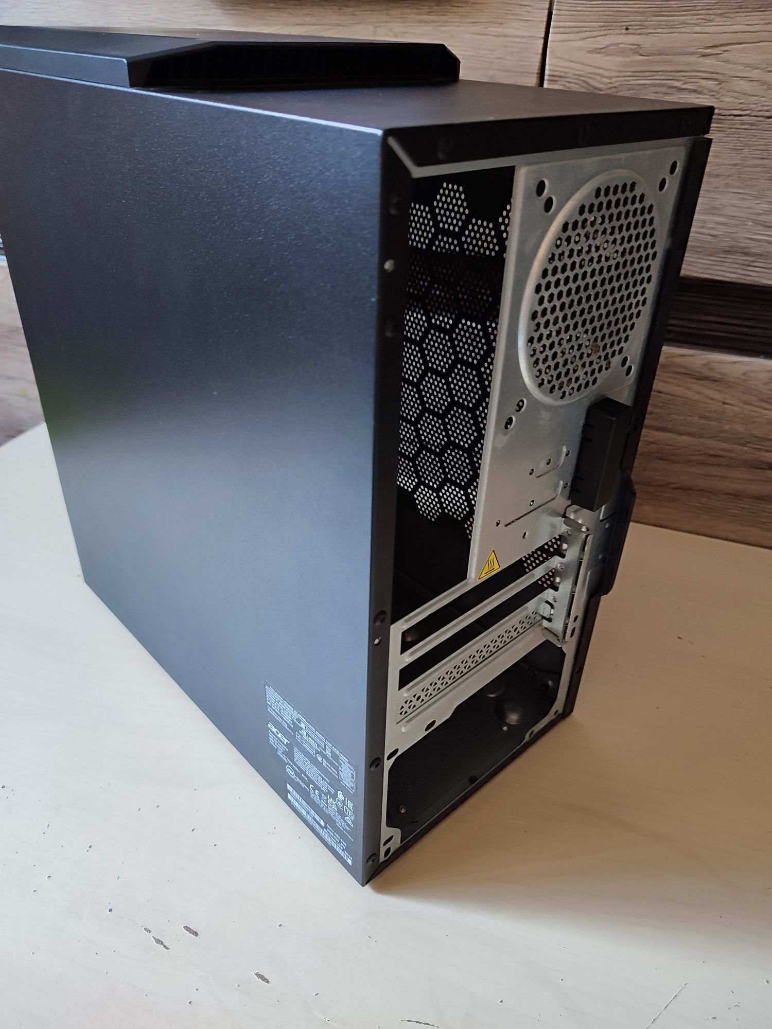 Acer nitro N50-620 obudowa
