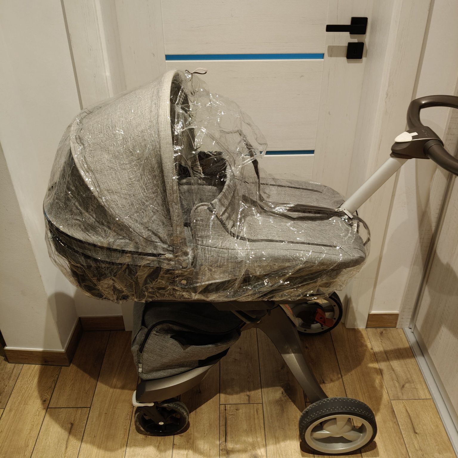 Wózek dziecięcy 3 w 1 Stokke