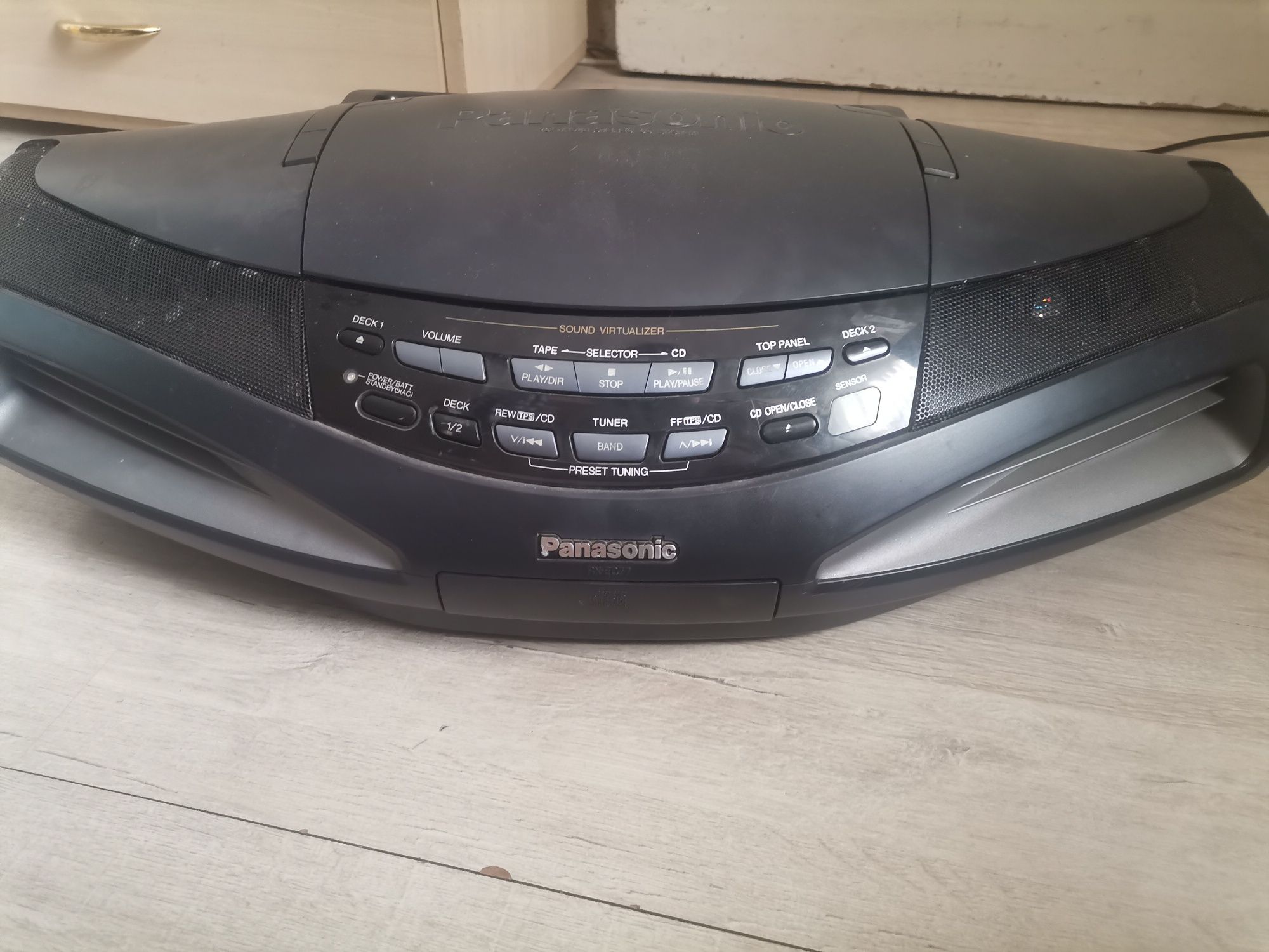 Panasonix Rx-ED75 cobra bombox radio