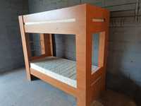 Продам двухярусную кровать двухэтажную матрас