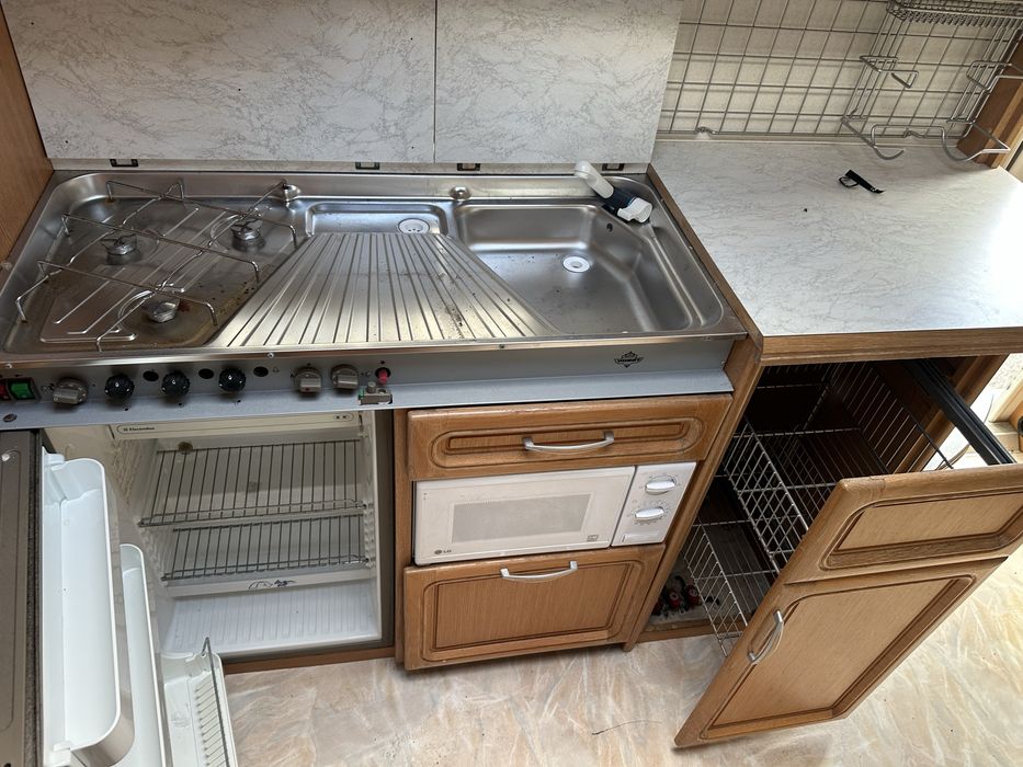 Hobby 720 Prestige дом на колесах, кемпер