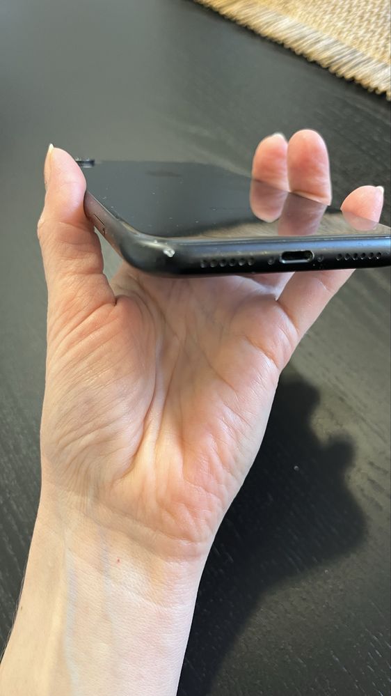 Iphone xr 64gb uzywany w stanie bardzo dobrym
