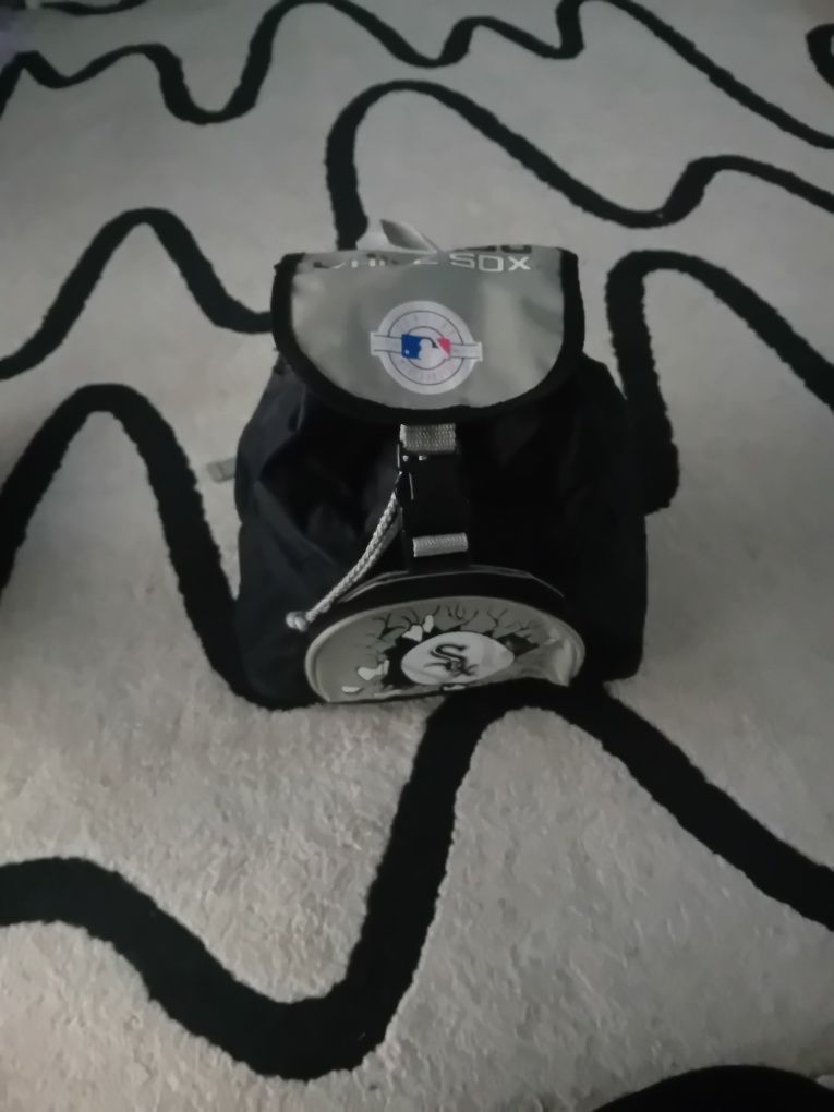 •Mochila  Chicago White Sox