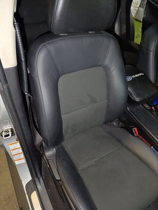 Сиденья Subaru outback BL/BP (кожа-альконтара)
