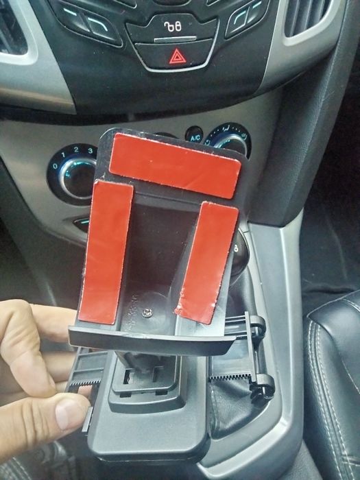 Тримач для телефона