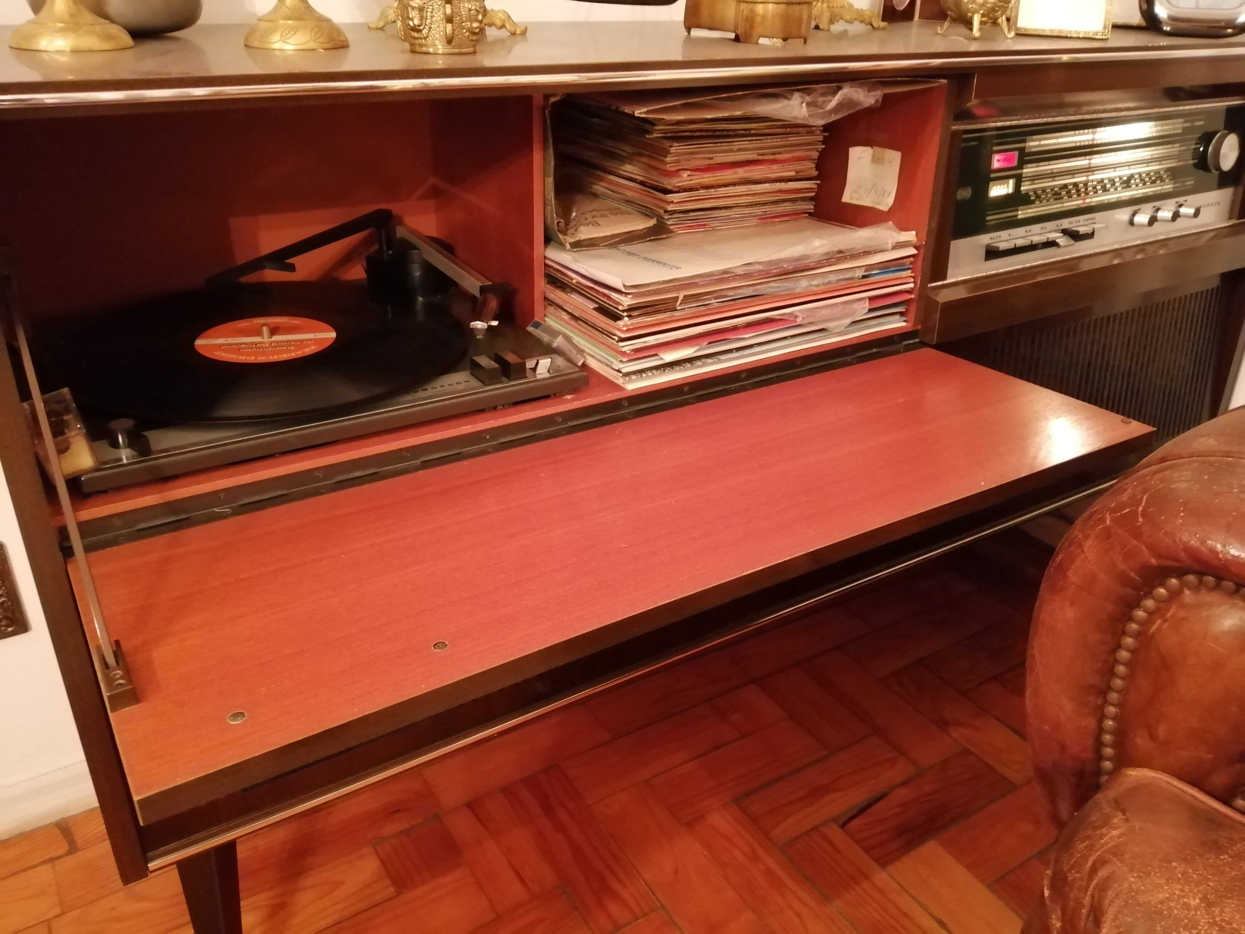 Lumophon Móvel Rádio Giradiscos (Anos 50/60)