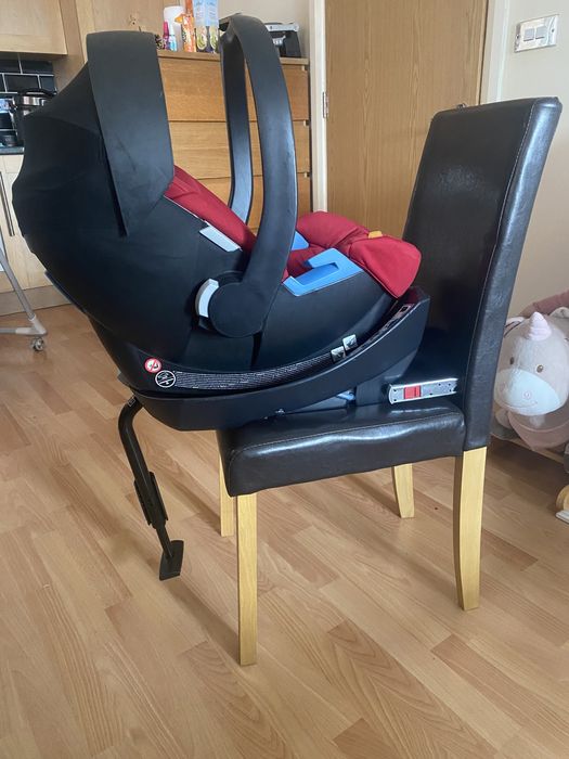 Автокрісло Cybex Aton Universal разом з базою Іsofix