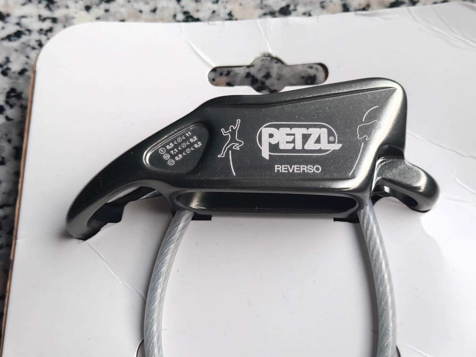 Przyrząd asekuracyjny Petzl Reverso