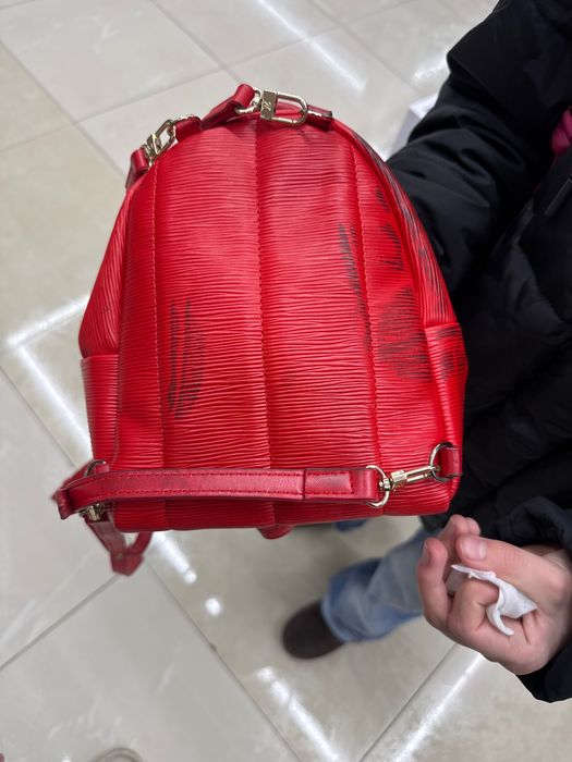 Луівітон і Супрім колаб рукзак