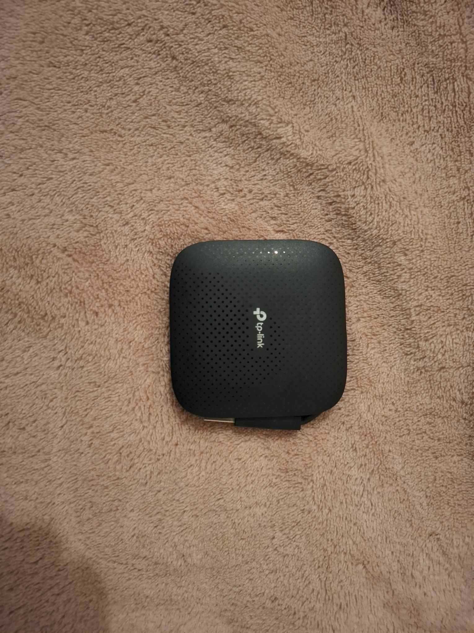 Hub TP-link com 4 entradas