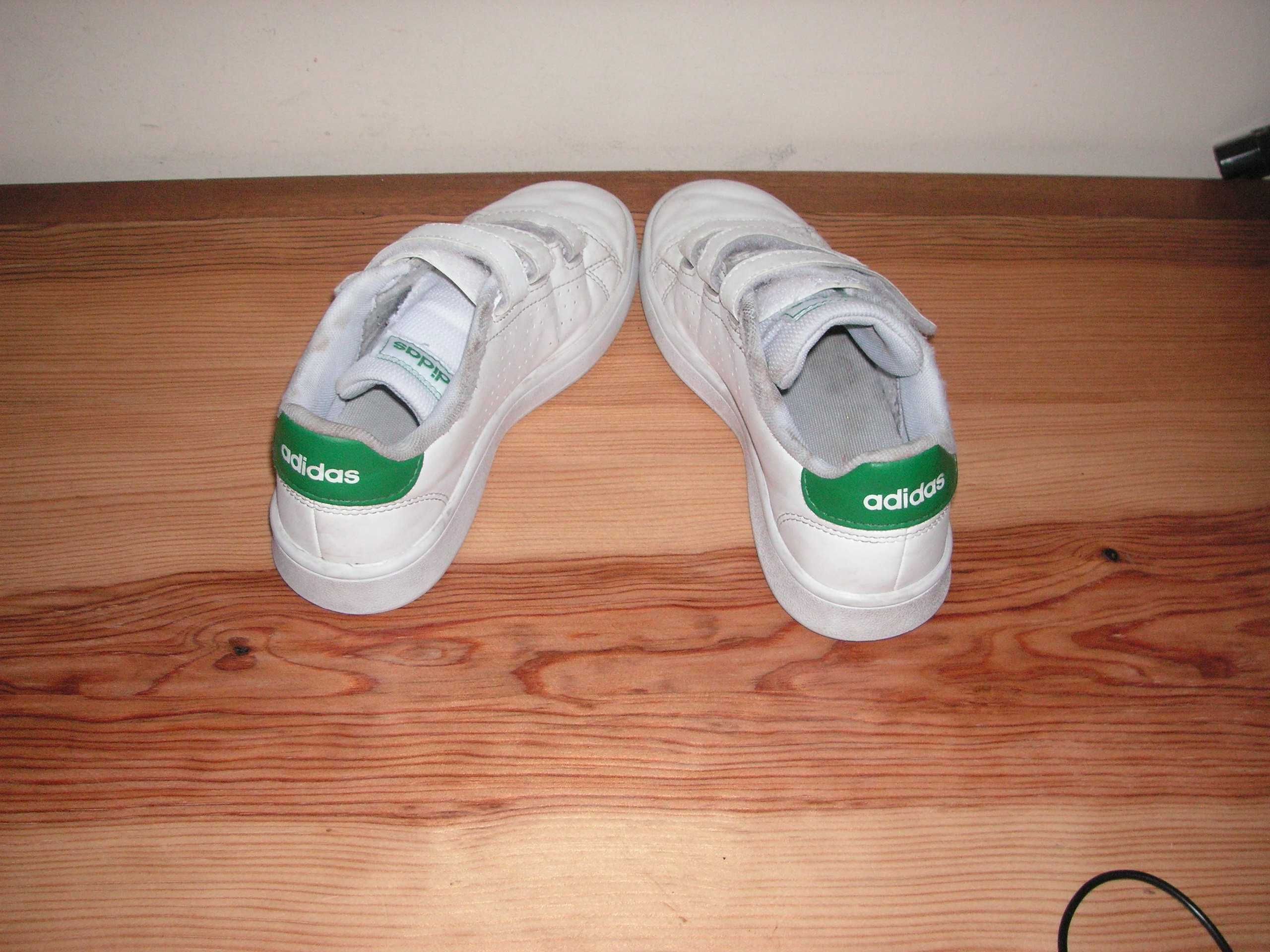 Ténis Criança Adidas T/31 - RESERVADO