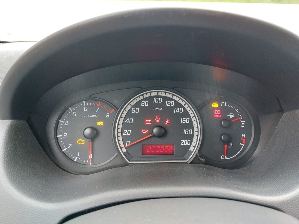 Susuki swift 1.1 gasolina