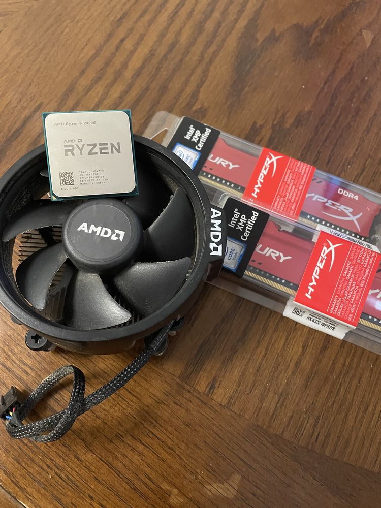 Компдект Ryzen 5 2400g та оперативна пам’ять HyperX 16GB DDR 4 - 3200